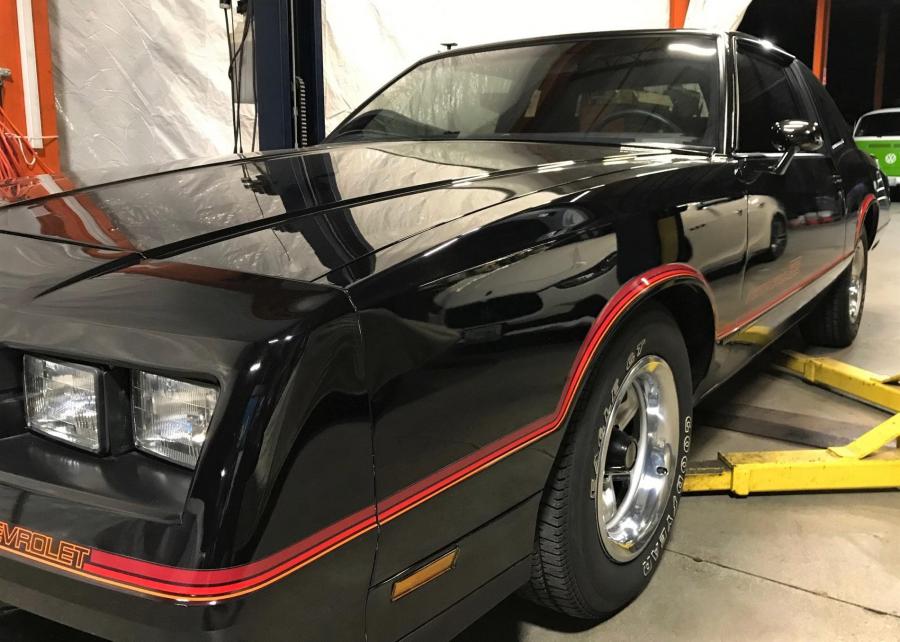 Детали экстерьера Chevrolet Monte Carlo SS 1985 года  (фото 68 из 69)